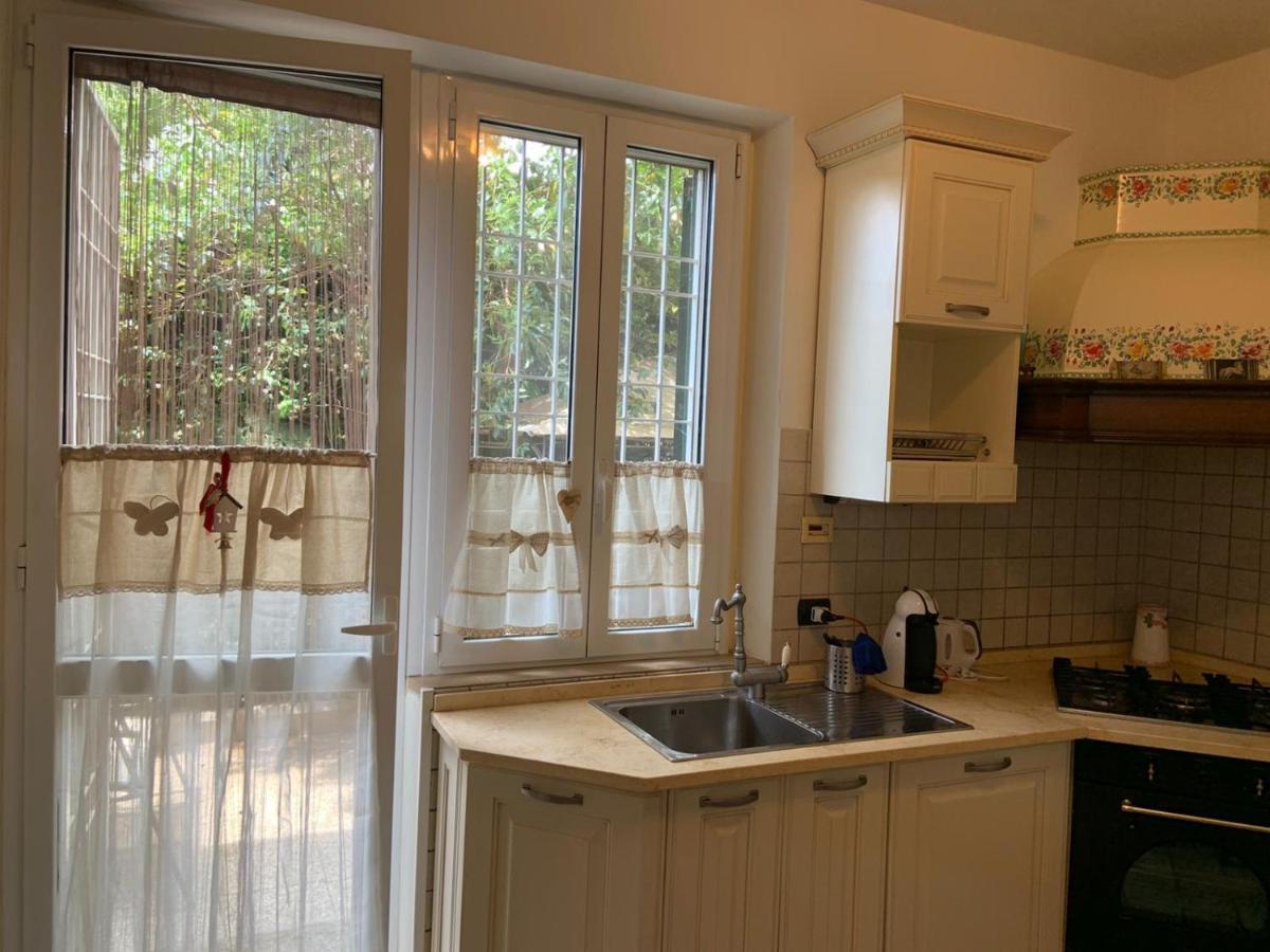 Appia Park Apartament 10 Min Dal Colosseo Rome Extérieur photo